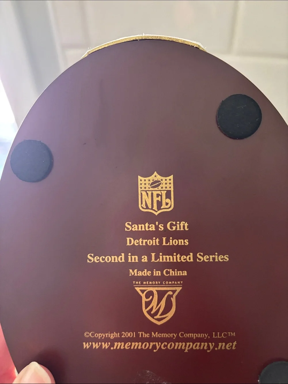 Vintage 2001 “Santa’s Gift: Detroit Lions” figurine
